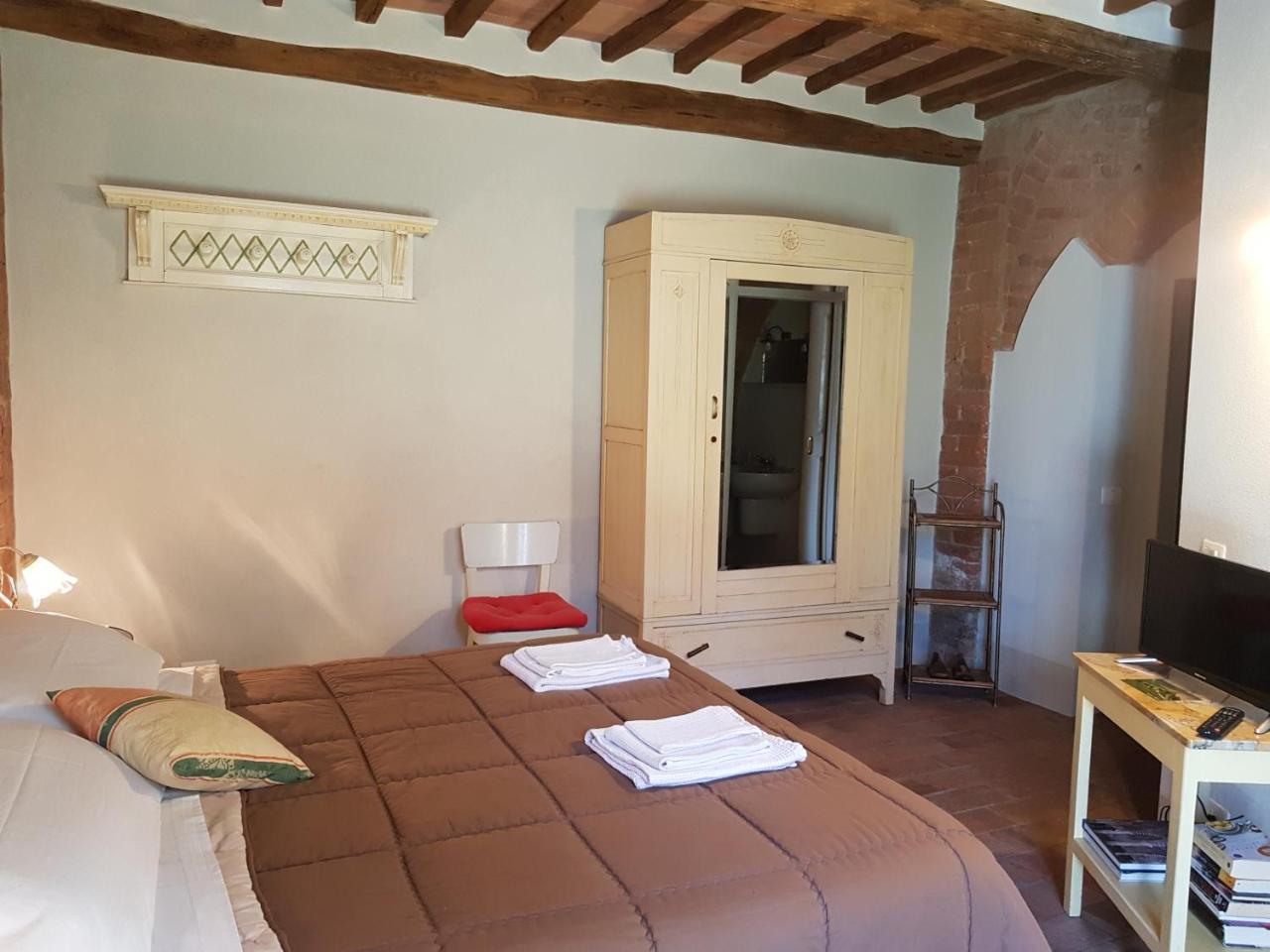 San Rocco a Pilli B&B Palazzo A Merse מראה חיצוני תמונה